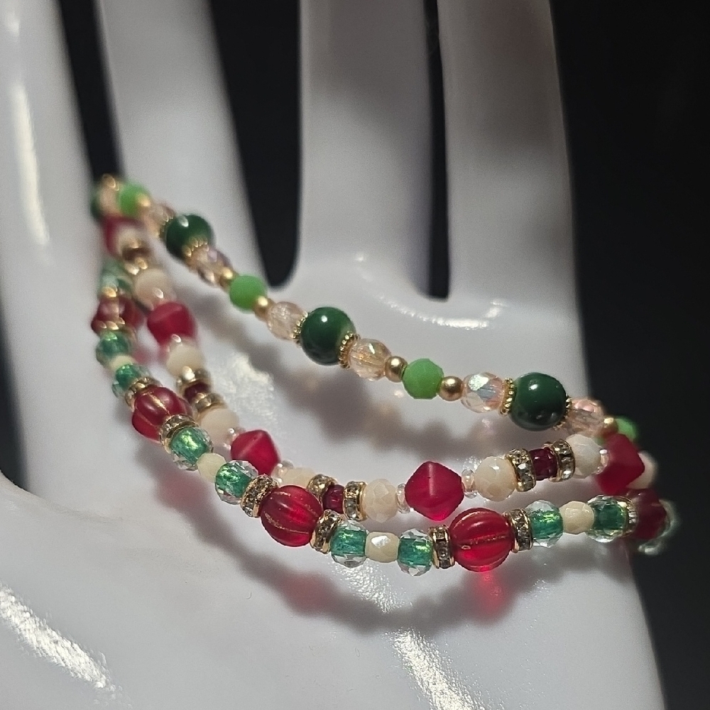 Elegant Multicolor Beaded Bracelet